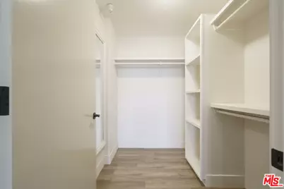 871 Crenshaw Blvd #406, Los Angeles, CA 90005 - Photo 21