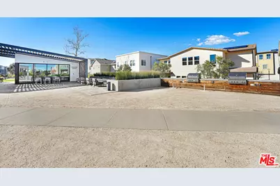 27566 Manzanita Way, Valencia, CA 91381 - Photo 43