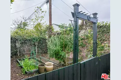 6727 W 88th St, Los Angeles, CA 90045 - Photo 21