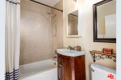 6727 W 88th St, Los Angeles, CA 90045 - Photo 19