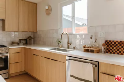 5250 Lemona Ave, Sherman Oaks, CA 91411 - Photo 21