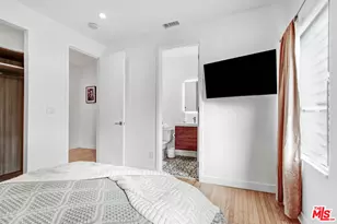 434 N Ogden Dr #434 1/2, Los Angeles, CA 90036 - Photo 7