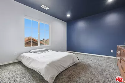 9651 Sagebrush Ave, Chatsworth, CA 91311 - Photo 31