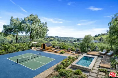 10311 Wheatland Ave, Shadow Hills, CA 91040 - Photo 51