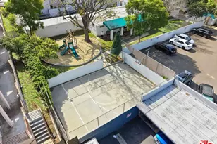 18601 Collins St, Tarzana, CA 91356 - Photo 29