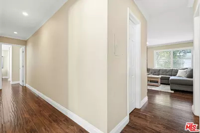 18601 Collins St #D27, Tarzana, CA 91356 - Photo 17