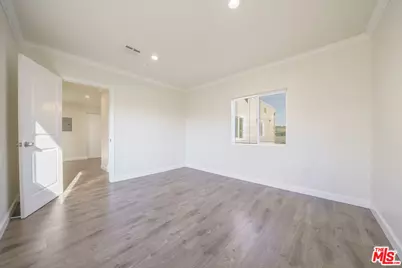 136 N Rampart Blvd, Los Angeles, CA 90026 - Photo 7