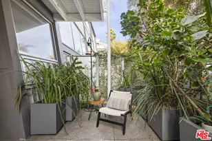 615 Hampton Dr, Venice, CA 90291 - Photo 9