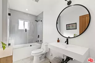 3032 Somerset Dr, Los Angeles, CA 90016 - Photo 9