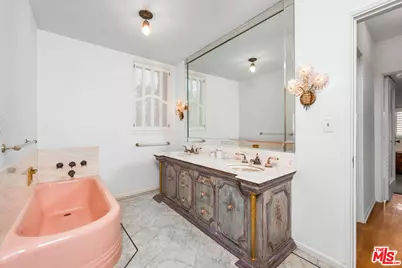 191 S Hudson Ave, Los Angeles, CA 90004 - Photo 33