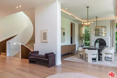 1395 N Doheny Dr, Los Angeles, CA 90069 - Photo 5