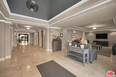 620 S Gramercy Pl #135, Los Angeles, CA 90005 - Photo 27
