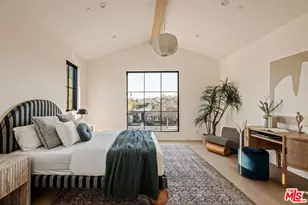 11621 Hesby St, Valley Village, CA 91601 - Photo 35