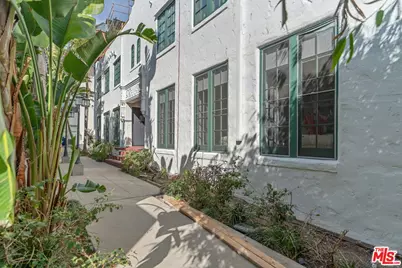 1250 N Harper Ave #302, Los Angeles, CA 90046 - Photo 37