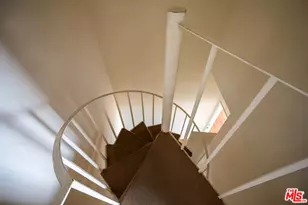 2154 Beech Knoll Rd, Los Angeles, CA 90046 - Photo 19