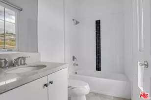 12509 N Saddle Ct, Porter Ranch, CA 91326 - Photo 35