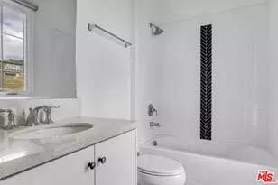 12509 N Saddle Ct, Porter Ranch, CA 91326 - Photo 33