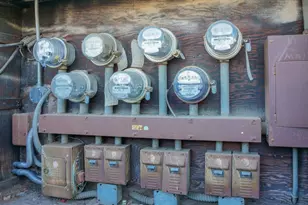 8425 S Western Ave, Los Angeles, CA 90047 - Photo 25