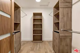 920 Linda Flora Dr, Los Angeles, CA 90049 - Photo 35