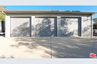 12310 Yerba Buena Rd, Malibu, CA 90265 - Photo 15