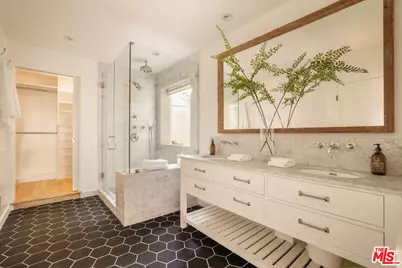 8917 Dorrington Ave, West Hollywood, CA 90048 - Photo 29