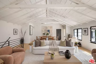 8917 Dorrington Ave, West Hollywood, CA 90048 - Photo 11