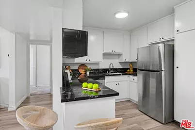 14850 Hesby St #203, Sherman Oaks, CA 91403 - Photo 9