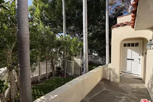 9037 Elevado St, West Hollywood, CA 90069 - Photo 37