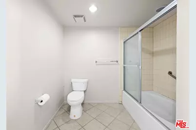 267 S San Pedro St #508, Los Angeles, CA 90012 - Photo 31