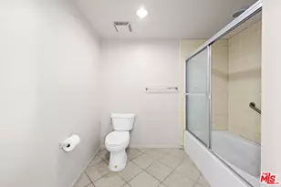 267 S San Pedro St, Los Angeles, CA 90012 - Photo 31