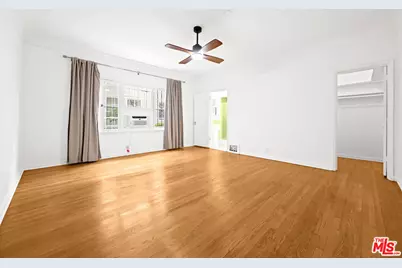 361 N Mansfield Ave, Los Angeles, CA 90036 - Photo 37