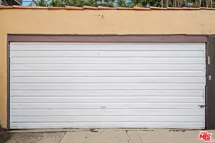 361 N Mansfield Ave, Los Angeles, CA 90036 - Photo 47
