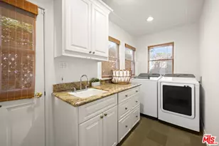 834 Devon Ave, Los Angeles, CA 90024 - Photo 19