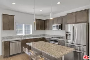 11719 Andrews Pl, Victorville, CA 92392 - Photo 9