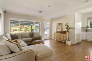 11855 Tiara St, Valley Village, CA 91607 - Photo 9