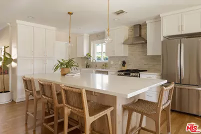 11855 Tiara St, Valley Village, CA 91607 - Photo 1