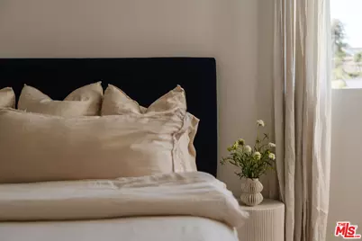 2168 Clifford St, Los Angeles, CA 90026 - Photo 13