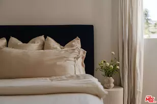 2168 Clifford St, Los Angeles, CA 90026 - Photo 13