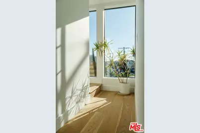 2168 Clifford St, Los Angeles, CA 90026 - Photo 11