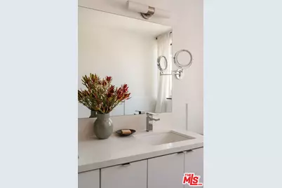 2168 Clifford St, Los Angeles, CA 90026 - Photo 9