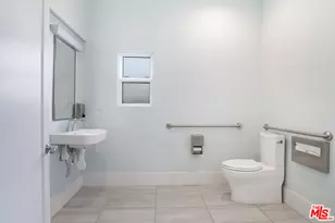 1506 Crenshaw Blvd, Los Angeles, CA 90019 - Photo 31
