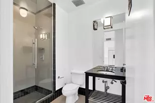 1645 Vine St, Los Angeles, CA 90028 - Photo 15