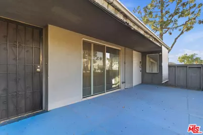 11102 Crenshaw Blvd, Inglewood, CA 90303 - Photo 3