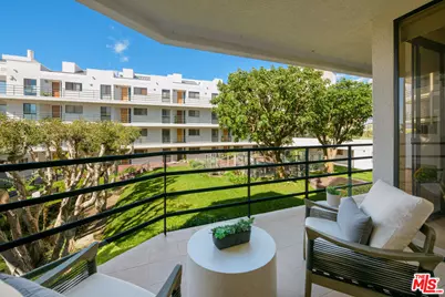 2940 Neilson Way #305, Santa Monica, CA 90405 - Photo 17