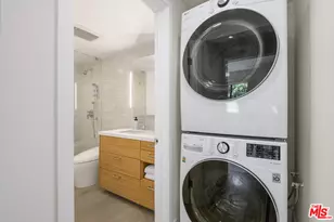 2940 Neilson Wy, Santa Monica, CA 90405 - Photo 29