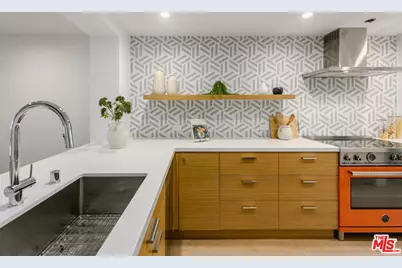 2940 Neilson Way #305, Santa Monica, CA 90405 - Photo 9