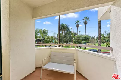 265 W California Blvd #1, Pasadena, CA 91105 - Photo 21