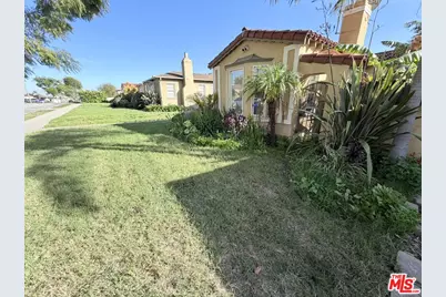 3016 W 83rd St, Inglewood, CA 90305 - Photo 3