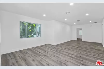 739 Westbourne Dr, West Hollywood, CA 90069 - Photo 11