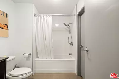 645 W 9th St #529, Los Angeles, CA 90015 - Photo 7